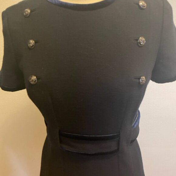 Elegant Black Mini Dress - Picture 4 of 8